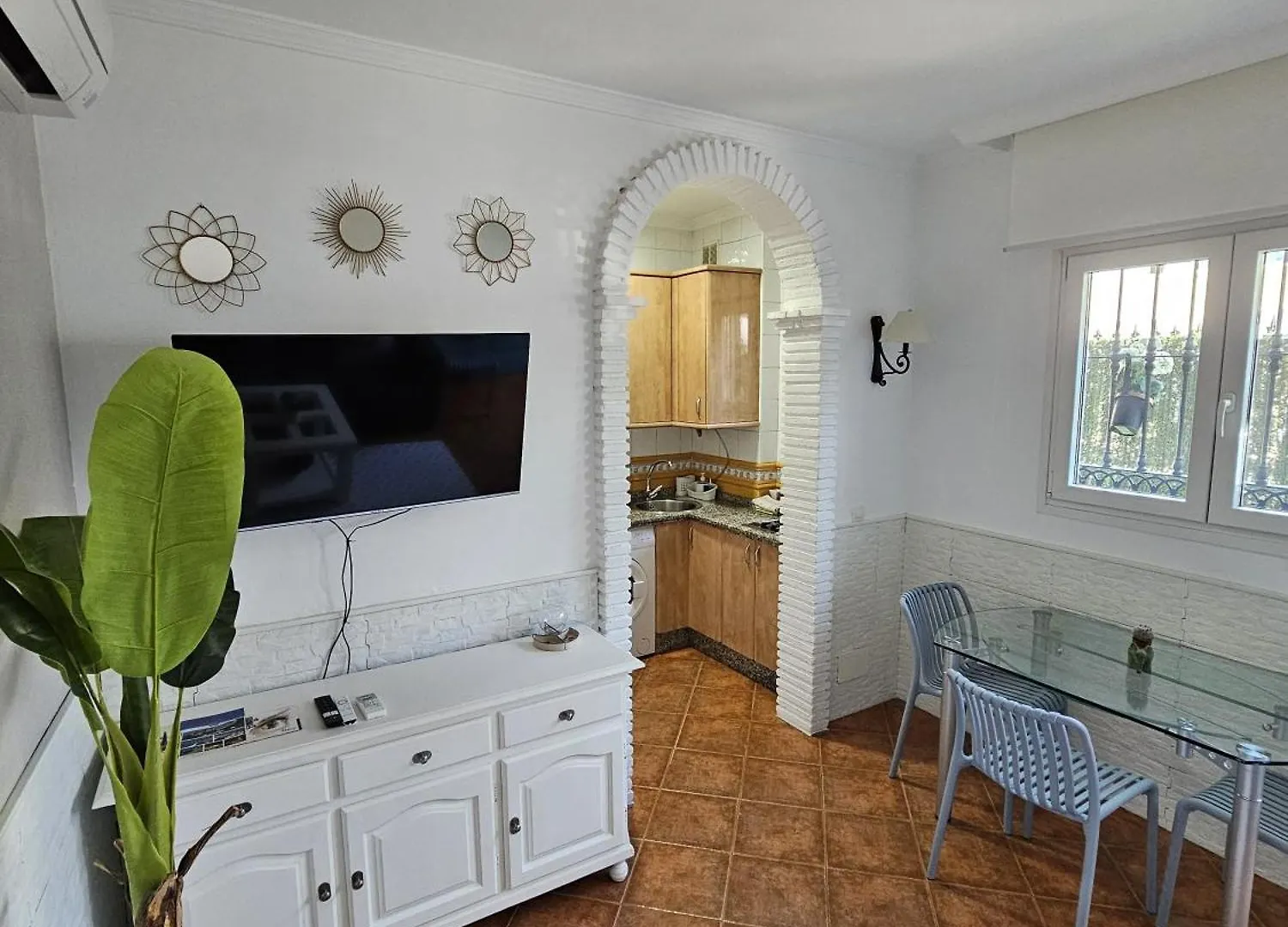 Pedregalejo Beach House Apartment Malaga