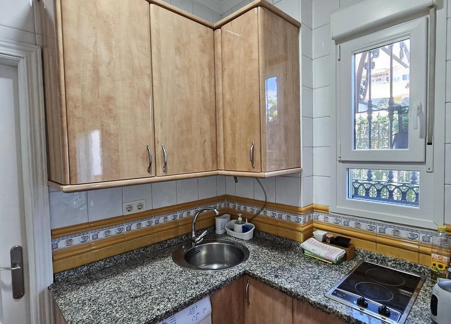 Pedregalejo Beach House Apartment Malaga